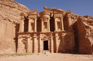 002 Petra Treasury