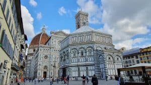 001 FlorenceLive