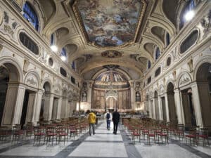 001 RomeUndergroundTrastevere